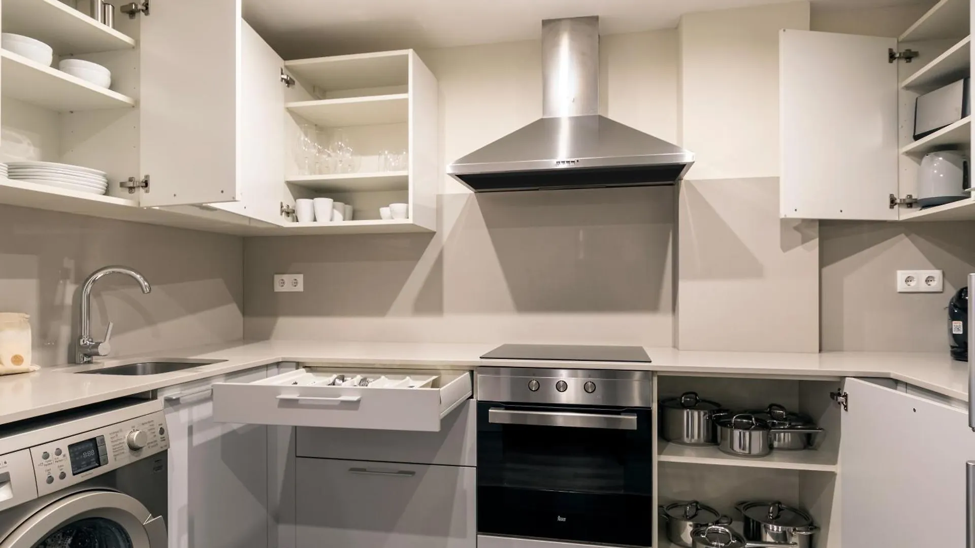 Caterina Mar Bella Apartment Barcelona Spain
